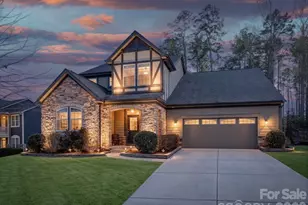 560 Sandbar Pt, Clover, SC 29710 - Photo 1