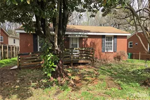 1921 Finchley Dr, Charlotte, NC 28215 - Photo 1