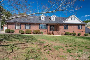 2515 Myra Ln, Lincolnton, NC 28092 - Photo 1