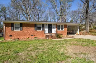 562 Barrington Pl NW, Concord, NC 28027 - Photo 1