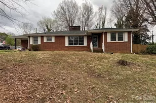 138 Devonway St, Eden, NC 27288 - Photo 1