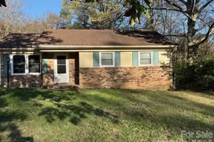 9727 Starwood Dr, Charlotte, NC 28215 - Photo 1
