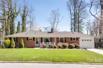 306 Taylor Street, Hendersonville, NC 28739 - Photo 1
