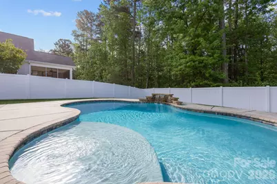 6614 Bluegill Road, Charlotte, NC 28216 - Photo 1
