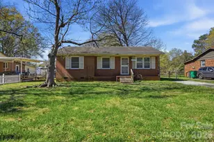 4325 Knollcrest Dr, Charlotte, NC 28208 - Photo 1