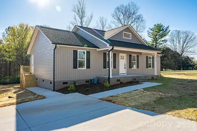 1928 Noles Circle, Lincolnton, NC 28092 - Photo 1