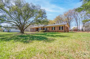 431 N Main St, Shelby, NC 28152 - Photo 1
