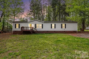 5139 Pine Springs Dr, Bessemer City, NC 28016 - Photo 1