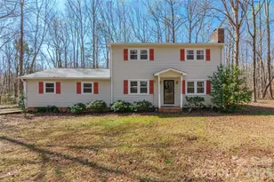 3568 Briarcliff Acres Dr, Lincolnton, NC 28092 - Photo 1