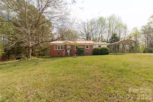 1724 Old Camden Monroe Hwy, Lancaster, SC 29720 - Photo 1