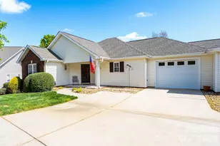 102 Keswick Ln, Mooresville, NC 28117 - Photo 1
