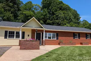 945 Summers Rd, Valdese, NC 28690 - Photo 1