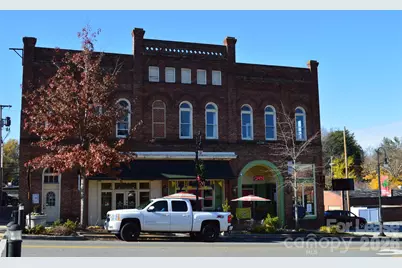 121 N Center Street #206, Statesville, NC 28677 - Photo 1