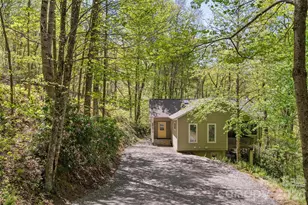 608 Brandywine Rd, Waynesville, NC 28786 - Photo 1