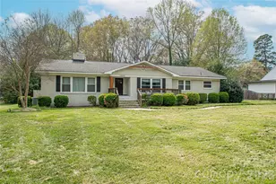 1302 E Franklin St, Monroe, NC 28112 - Photo 1