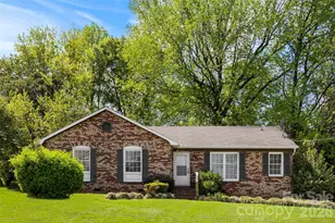425 Whitethorn Dr, Gastonia, NC 28054 - Photo 1