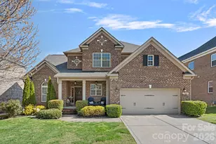 908 Five Leaf Ln, Waxhaw, NC 28173 - Photo 1