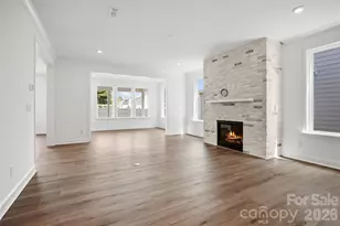 13911 Penbury Ln, Charlotte, NC 28278 - Photo 8