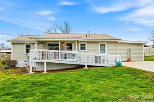 55 Pressley Ave, Brevard, NC 28712 - Photo 1