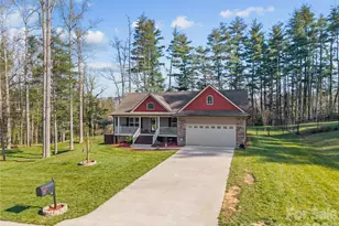 27 Pounding Mill Rd, Hendersonville, NC 28792 - Photo 1
