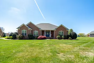 611 Davis Farm Dr, Salisbury, NC 28147 - Photo 1