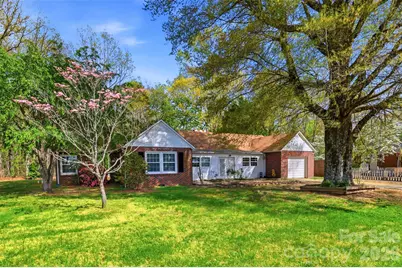 2670 N Olivers Cross Road, Newton, NC 28658 - Photo 1