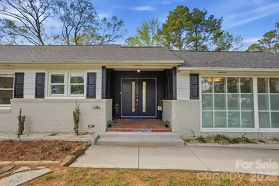 2104 Hillcrest Avenue, Albemarle, NC 28001 - Photo 1