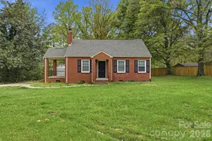 8825 McClure Cir, Charlotte, NC 28216 - Photo 1