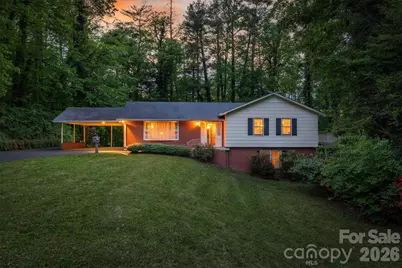 118 Maehill Place SW, Lenoir, NC 28645 - Photo 1