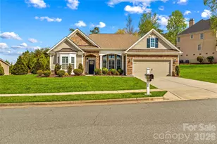 198 Hunters Hill Dr, Statesville, NC 28677 - Photo 1