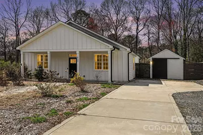 6739 Indian Lane, Charlotte, NC 28213 - Photo 1