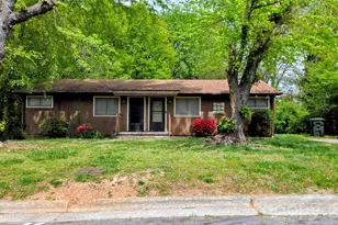 475 13th Ave NE, Hickory, NC 28601 - Photo 1