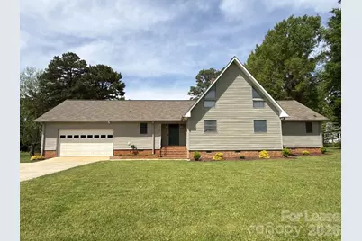 110 Aqua Drive, Mooresville, NC 28117 - Photo 1