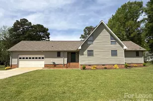 110 Aqua Dr, Mooresville, NC 28117 - Photo 1