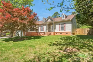 104 Sea Trail Dr, Mooresville, NC 28117 - Photo 1