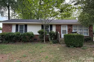 749 Edgerton Dr, Charlotte, NC 28213 - Photo 1