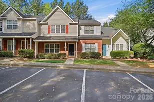 10142 Forest Landing Dr, Charlotte, NC 28213 - Photo 1
