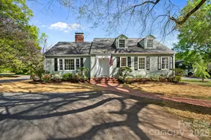 3114 N Center St, Hickory, NC 28601 - Photo 1