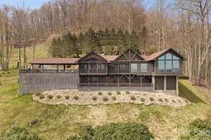 220 Dulcimer Ln, Waynesville, NC 28786 - Photo 1