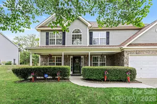 4905 Eagle Creek Dr, Charlotte, NC 28269 - Photo 1