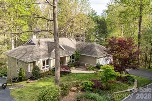 508 Cobblestone Ln, Flat Rock, NC 28731 - Photo 1