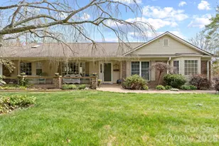 432 Hunters Glen Ln, Hendersonville, NC 28739 - Photo 1