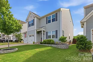 134 Fairfield Dr, Troutman, NC 28166 - Photo 1
