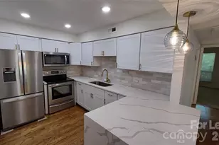 7411 Ashfield Ct, Charlotte, NC 28226 - Photo 1