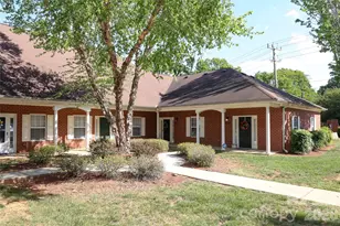 7175 Somerset Springs Dr, Charlotte, NC 28262 - Photo 1