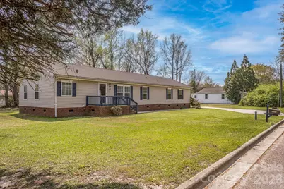 210 Pierce Street #4, Warsaw, NC 28398 - Photo 1