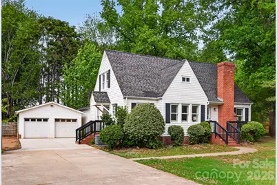 116 Middleton Avenue, Matthews, NC 28104 - Photo 1