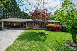 1250 21st Ave NE, Hickory, NC 28601 - Photo 1