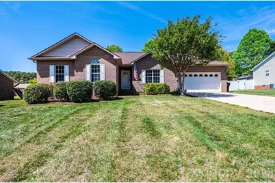 2000 Summerfield Circle, Conover, NC 28613 - Photo 1