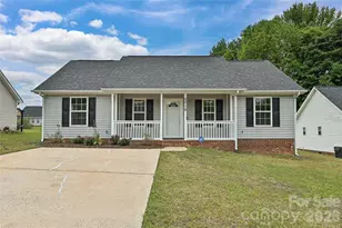2015 Slater Springs Dr, Charlotte, NC 28216 - Photo 1